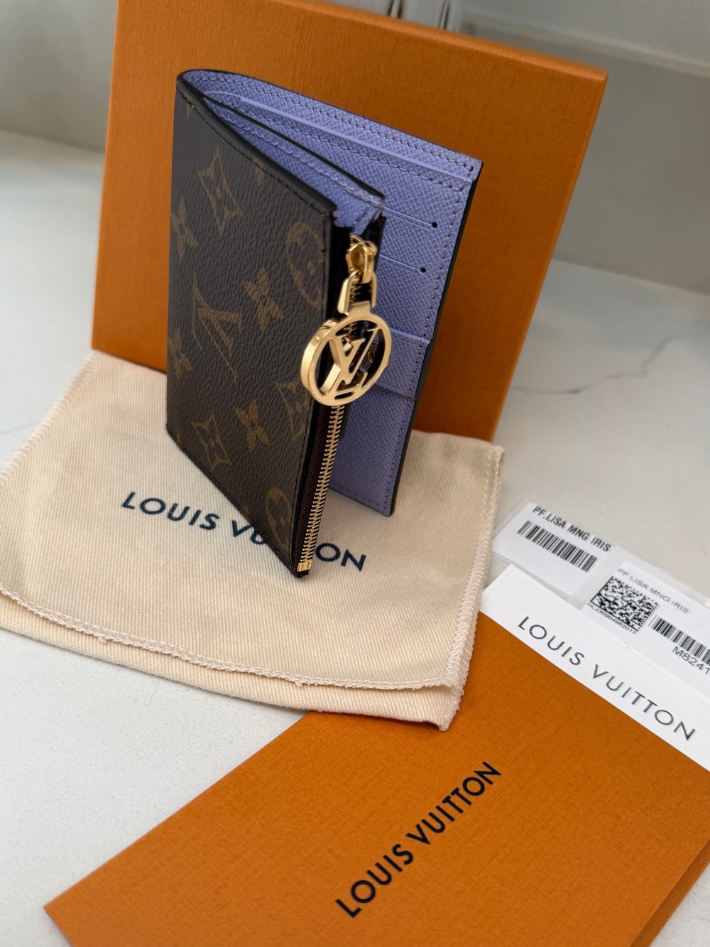 NWT Louis Vuitton Lisa Wallet in Monogram/IRIS - Picture 4 of 16